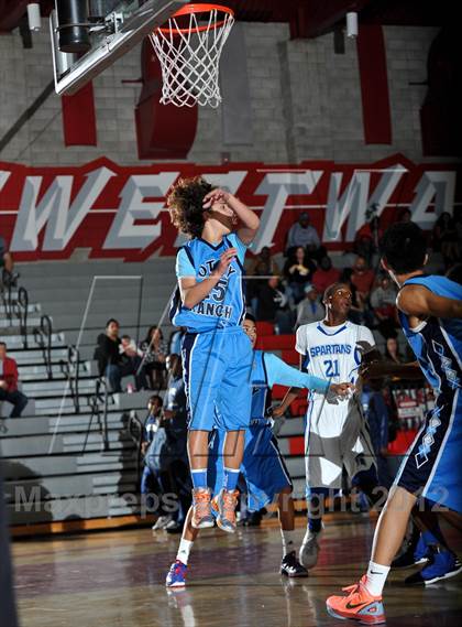 Thumbnail 3 in Chula Vista Vs Otay Ranch (Xtreme Glass Invitational) photogallery.