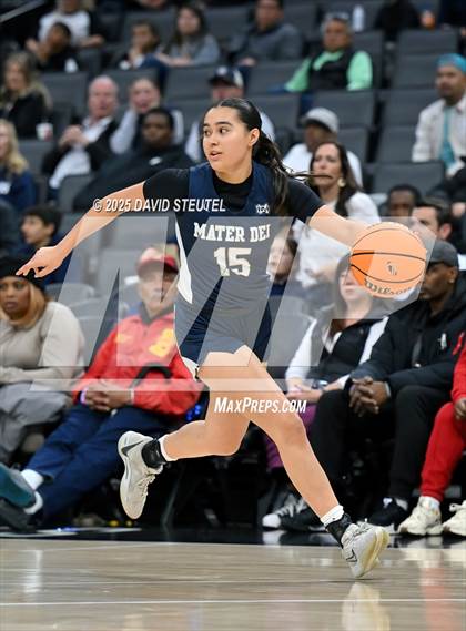 Thumbnail 3 in Mater Dei Catholic vs. Marin Catholic (CIF State D3 Final) photogallery.