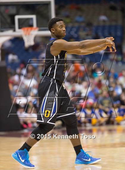 Thumbnail 3 in Lancaster vs. Ozen (UIL 5A Final) photogallery.