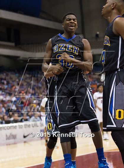 Thumbnail 2 in Lancaster vs. Ozen (UIL 5A Final) photogallery.