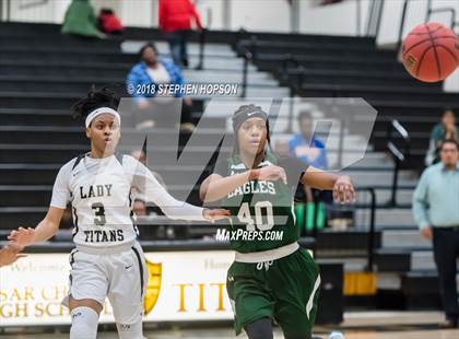 Thumbnail 2 in McNair @ Chavez photogallery.