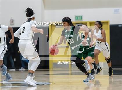 Thumbnail 1 in McNair @ Chavez photogallery.