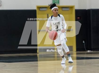Thumbnail 2 in McNair @ Chavez photogallery.