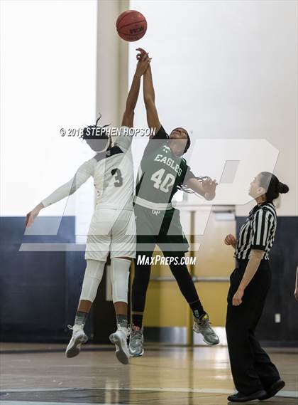 Thumbnail 1 in McNair @ Chavez photogallery.