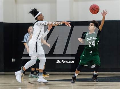 Thumbnail 3 in McNair @ Chavez photogallery.