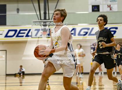 Thumbnail 2 in Daleville @ Delta photogallery.