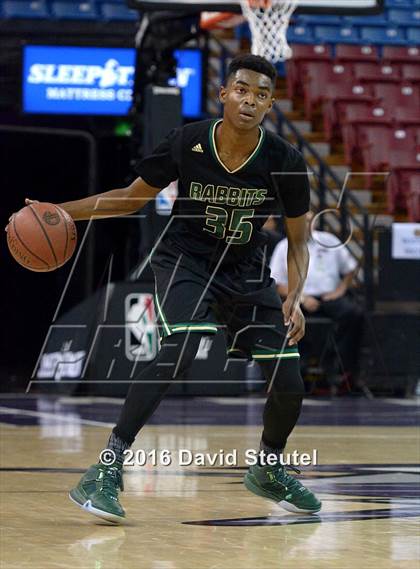Thumbnail 3 in Long Beach Poly vs. Serra (CIF State D2 Final) photogallery.