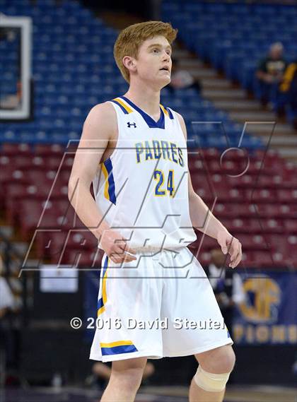 Thumbnail 1 in Long Beach Poly vs. Serra (CIF State D2 Final) photogallery.