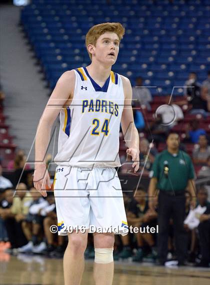 Thumbnail 2 in Long Beach Poly vs. Serra (CIF State D2 Final) photogallery.