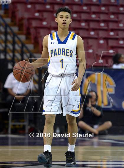 Thumbnail 3 in Long Beach Poly vs. Serra (CIF State D2 Final) photogallery.