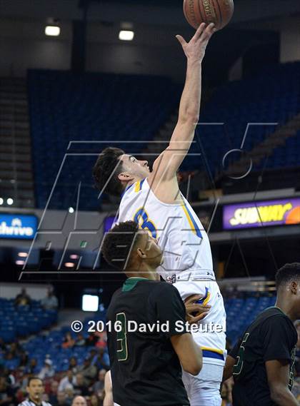 Thumbnail 1 in Long Beach Poly vs. Serra (CIF State D2 Final) photogallery.