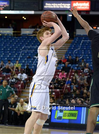 Thumbnail 3 in Long Beach Poly vs. Serra (CIF State D2 Final) photogallery.