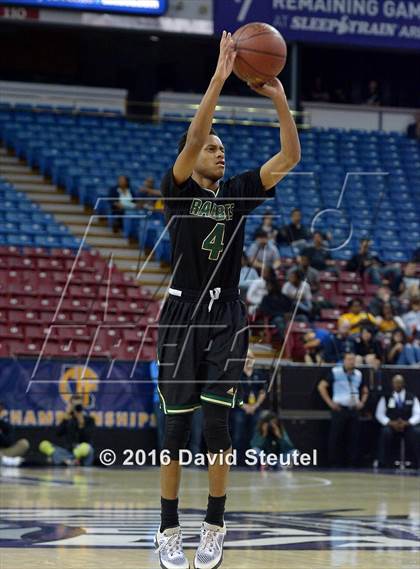 Thumbnail 3 in Long Beach Poly vs. Serra (CIF State D2 Final) photogallery.