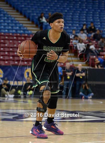 Thumbnail 2 in Long Beach Poly vs. Serra (CIF State D2 Final) photogallery.