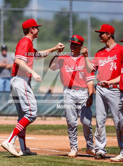 Thumbnail 2 in Regis Jesuit @ Legacy photogallery.