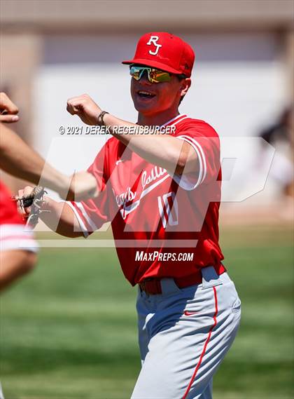 Thumbnail 2 in Regis Jesuit @ Legacy photogallery.