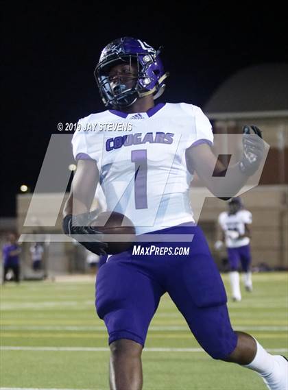 Thumbnail 2 in College Station @ Caney Creek photogallery.