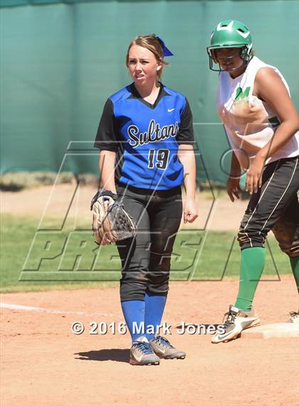 Thumbnail 2 in Miami vs. Bagdad (Chandler Prep Softball Classic) photogallery.