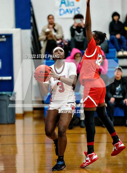 Thumbnail 2 in Antelope vs. McClatchy (Dorothy Speck Tournament) photogallery.