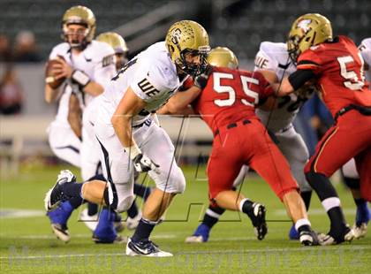 Thumbnail 3 in Central Catholic vs. Santa Fe Christian (CIF State D4 Final) photogallery.