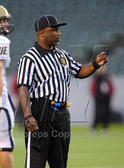 Thumbnail 1 in Central Catholic vs. Santa Fe Christian (CIF State D4 Final) photogallery.