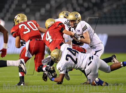 Thumbnail 1 in Central Catholic vs. Santa Fe Christian (CIF State D4 Final) photogallery.