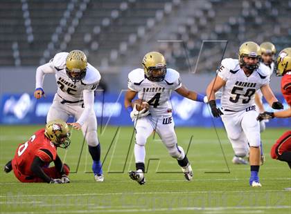 Thumbnail 1 in Central Catholic vs. Santa Fe Christian (CIF State D4 Final) photogallery.