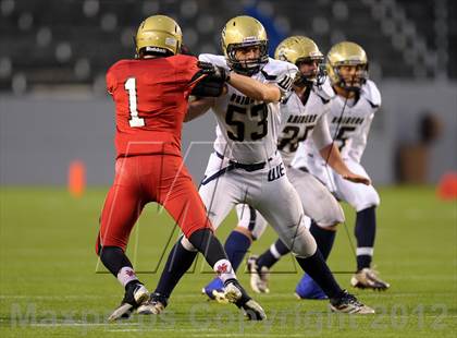 Thumbnail 3 in Central Catholic vs. Santa Fe Christian (CIF State D4 Final) photogallery.