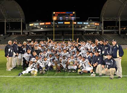 Thumbnail 3 in Central Catholic vs. Santa Fe Christian (CIF State D4 Final) photogallery.