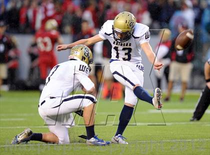 Thumbnail 2 in Central Catholic vs. Santa Fe Christian (CIF State D4 Final) photogallery.