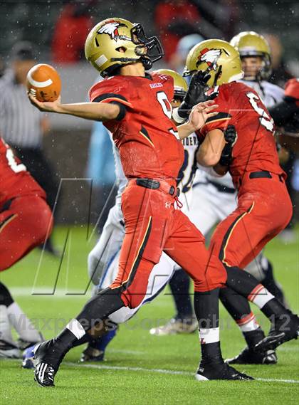 Thumbnail 1 in Central Catholic vs. Santa Fe Christian (CIF State D4 Final) photogallery.