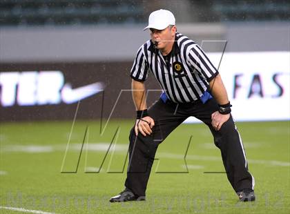 Thumbnail 2 in Central Catholic vs. Santa Fe Christian (CIF State D4 Final) photogallery.