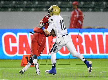 Thumbnail 2 in Central Catholic vs. Santa Fe Christian (CIF State D4 Final) photogallery.
