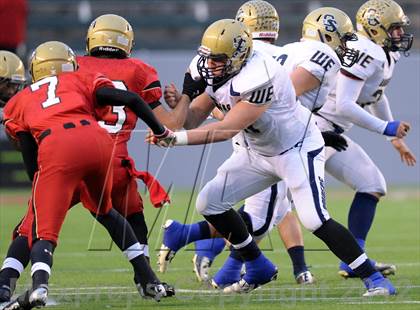 Thumbnail 3 in Central Catholic vs. Santa Fe Christian (CIF State D4 Final) photogallery.