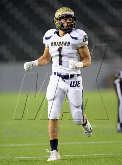 Thumbnail 1 in Central Catholic vs. Santa Fe Christian (CIF State D4 Final) photogallery.