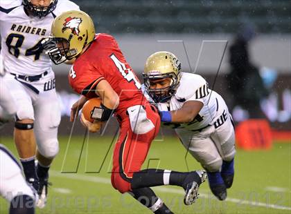 Thumbnail 3 in Central Catholic vs. Santa Fe Christian (CIF State D4 Final) photogallery.