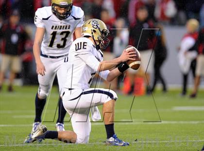Thumbnail 3 in Central Catholic vs. Santa Fe Christian (CIF State D4 Final) photogallery.