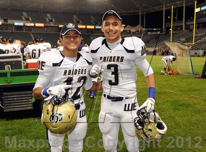 Thumbnail 2 in Central Catholic vs. Santa Fe Christian (CIF State D4 Final) photogallery.