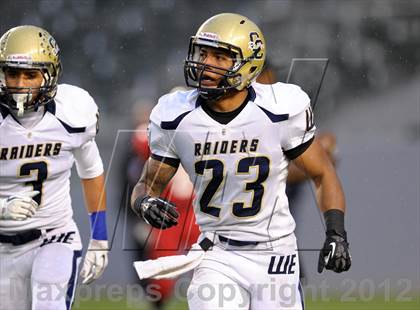 Thumbnail 3 in Central Catholic vs. Santa Fe Christian (CIF State D4 Final) photogallery.