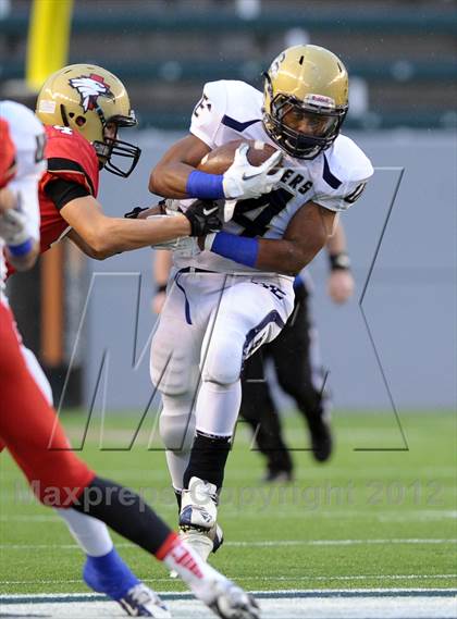 Thumbnail 3 in Central Catholic vs. Santa Fe Christian (CIF State D4 Final) photogallery.