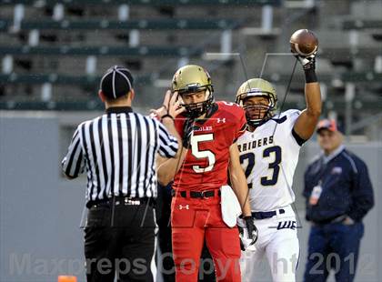 Thumbnail 3 in Central Catholic vs. Santa Fe Christian (CIF State D4 Final) photogallery.