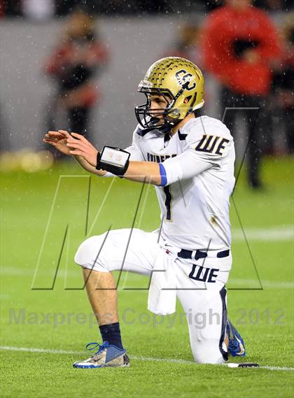 Thumbnail 3 in Central Catholic vs. Santa Fe Christian (CIF State D4 Final) photogallery.