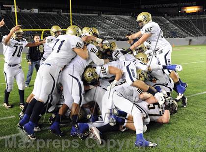 Thumbnail 2 in Central Catholic vs. Santa Fe Christian (CIF State D4 Final) photogallery.