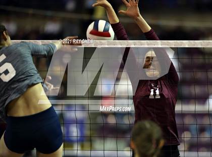 Thumbnail 3 in Palmer Ridge vs. Cheyenne Mountain (CHSAA 4A Final Four) photogallery.