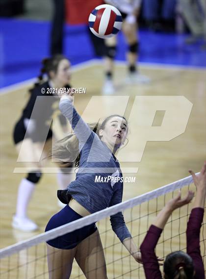 Thumbnail 2 in Palmer Ridge vs. Cheyenne Mountain (CHSAA 4A Final Four) photogallery.