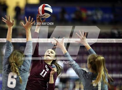 Thumbnail 1 in Palmer Ridge vs. Cheyenne Mountain (CHSAA 4A Final Four) photogallery.