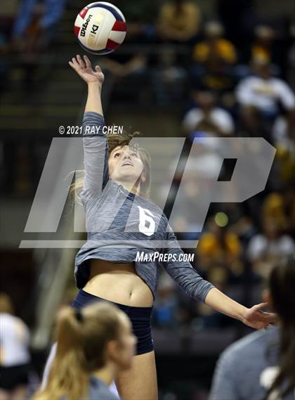 Thumbnail 1 in Palmer Ridge vs. Cheyenne Mountain (CHSAA 4A Final Four) photogallery.