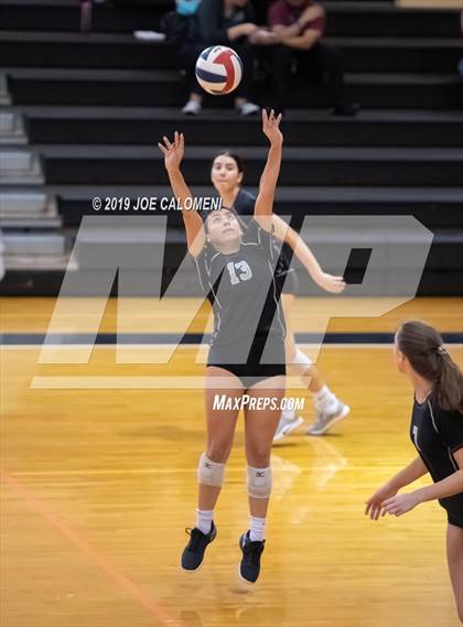 Thumbnail 3 in Harlan @ Medina Valley photogallery.