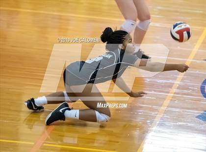 Thumbnail 2 in Harlan @ Medina Valley photogallery.