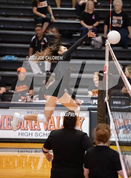 Thumbnail 3 in Harlan @ Medina Valley photogallery.
